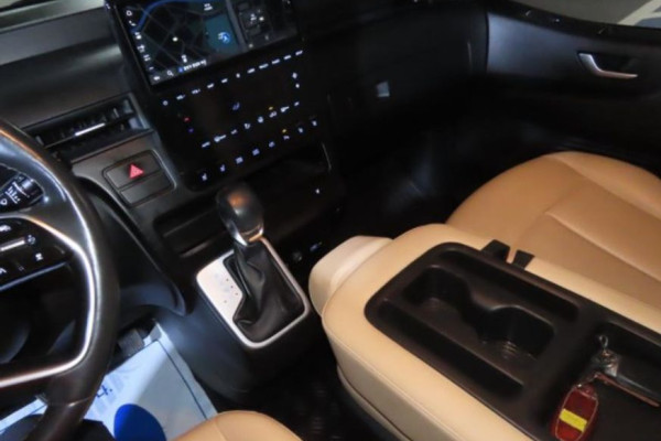 2022 Hyundai Staria с пробегом 67 200 км
