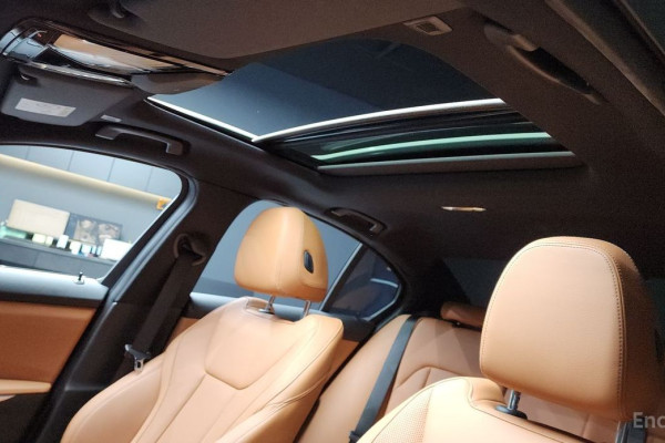 2022 BMW 3 серии с пробегом 12 522 км