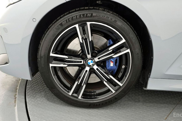 2023 BMW 3 серии с пробегом 18 323 км