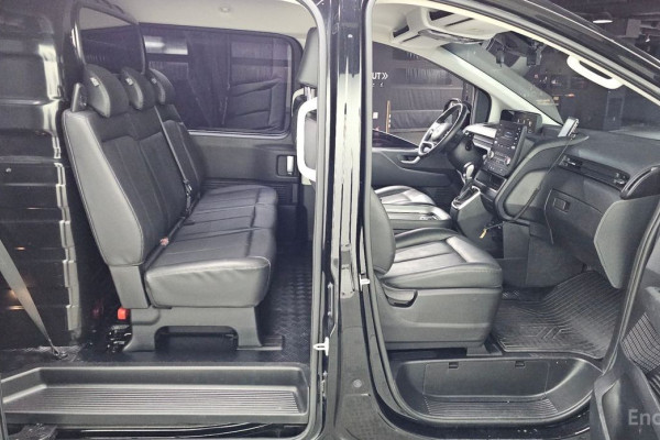 2022 Hyundai Staria с пробегом 49 644 км