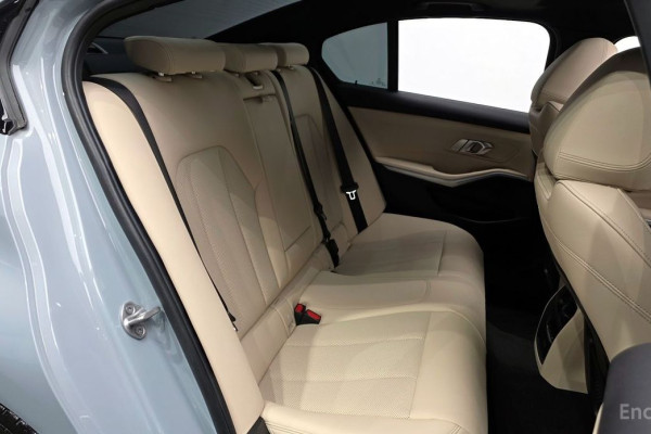 2023 BMW 3 серии с пробегом 18 323 км