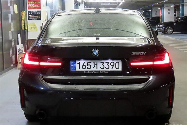 2023 BMW 3 серии с пробегом 35 650 км