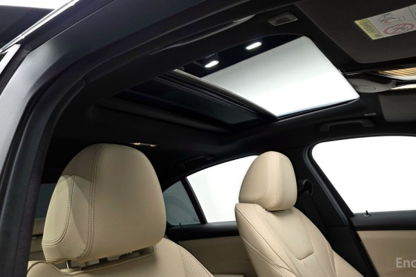 2023 BMW 3 серии с пробегом 18 323 км