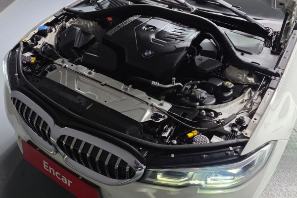 2022 BMW 3 серии с пробегом 57 816 км