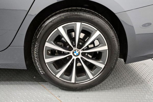 2022 BMW 3 серии с пробегом 14 432 км