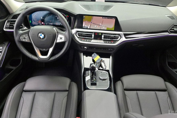 2022 BMW 3 серии с пробегом 14 432 км