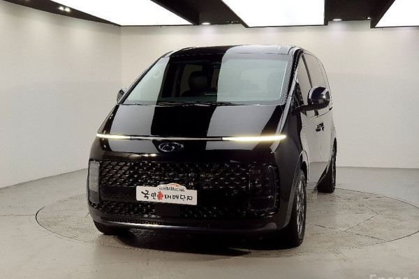 2022 Hyundai Staria с пробегом 68 848 км