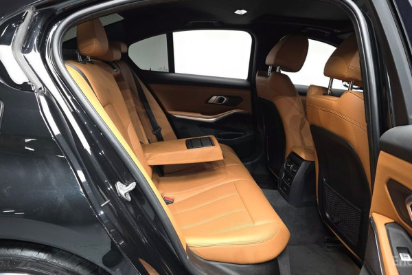 2022 BMW 3 серии с пробегом 68 797 км