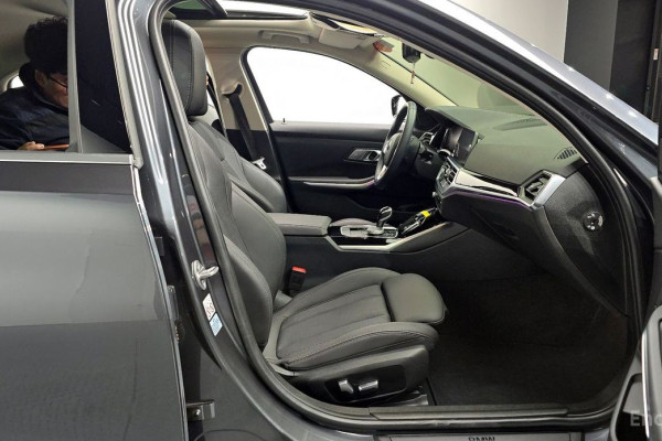 2022 BMW 3 серии с пробегом 14 432 км