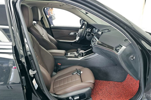 2022 BMW 3 серии с пробегом 17 434 км