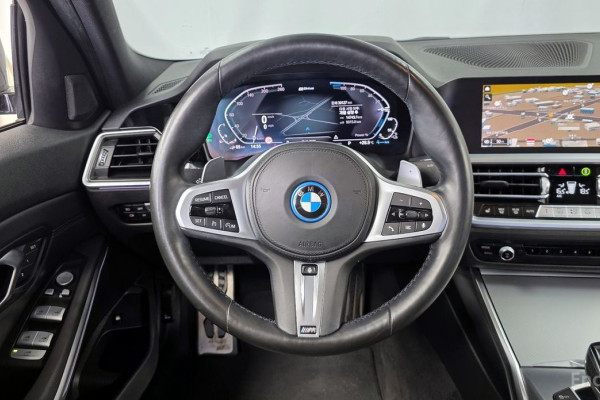 2022 BMW 3 серии с пробегом 39 127 км