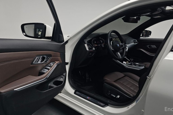 2022 BMW 3 серии с пробегом 33 465 км