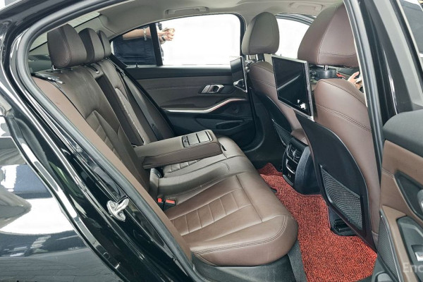 2022 BMW 3 серии с пробегом 17 434 км