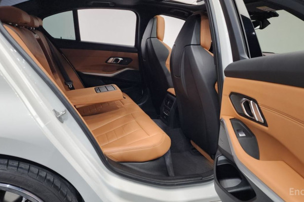 2023 BMW 3 серии с пробегом 40 270 км