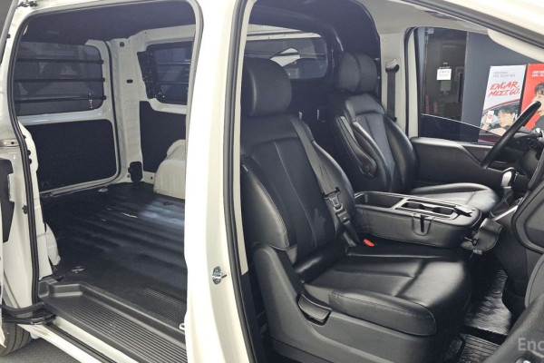 2022 Hyundai Staria с пробегом 37 692 км