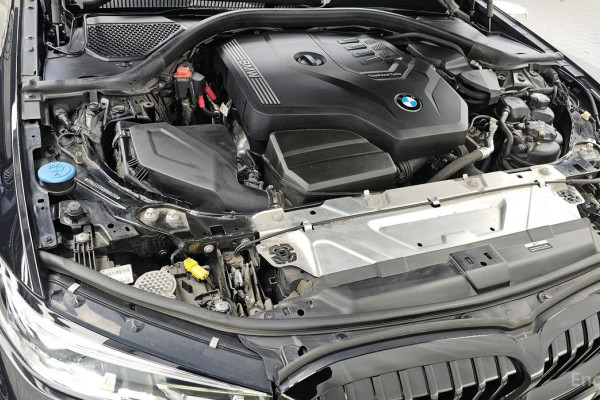 2022 BMW 3 серии с пробегом 76 272 км