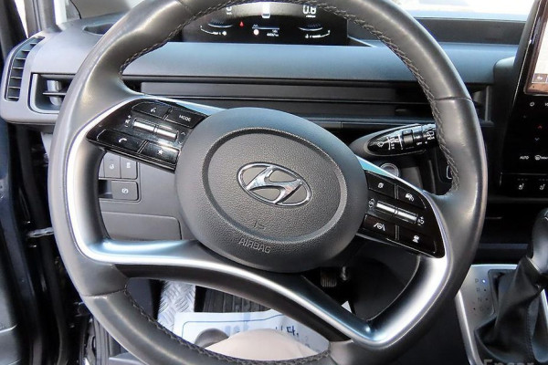 2022 Hyundai Staria с пробегом 44 057 км