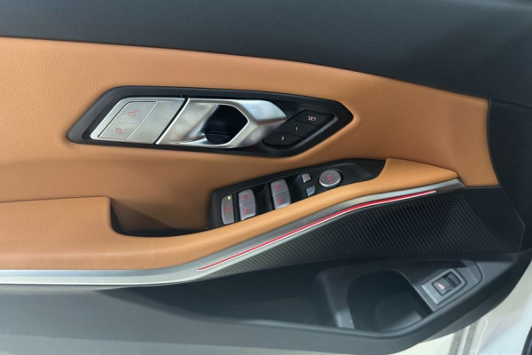 2023 BMW 3 серии с пробегом 30 778 км