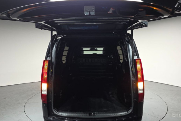 2022 Hyundai Staria с пробегом 46 066 км