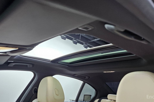 2022 BMW 3 серии с пробегом 33 641 км