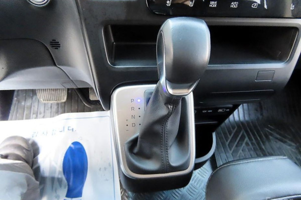 2022 Hyundai Staria с пробегом 44 057 км