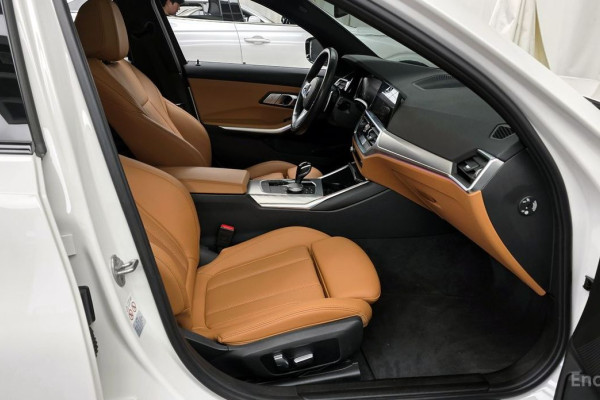 2022 BMW 3 серии с пробегом 28 467 км