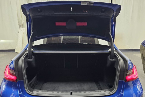 2022 BMW 3 серии с пробегом 29 824 км