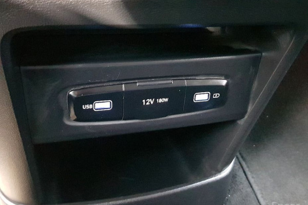 2022 Hyundai Staria с пробегом 68 848 км