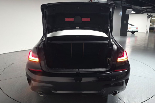 2022 BMW 3 серии с пробегом 68 797 км