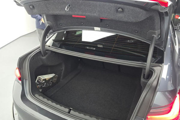 2022 BMW 3 серии с пробегом 14 432 км