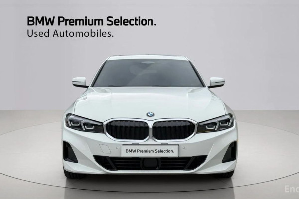 2023 BMW 3 серии с пробегом 31 078 км