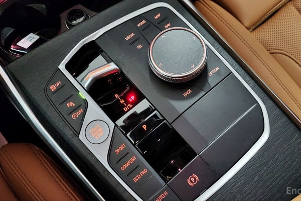 2022 BMW 3 серии с пробегом 27 005 км