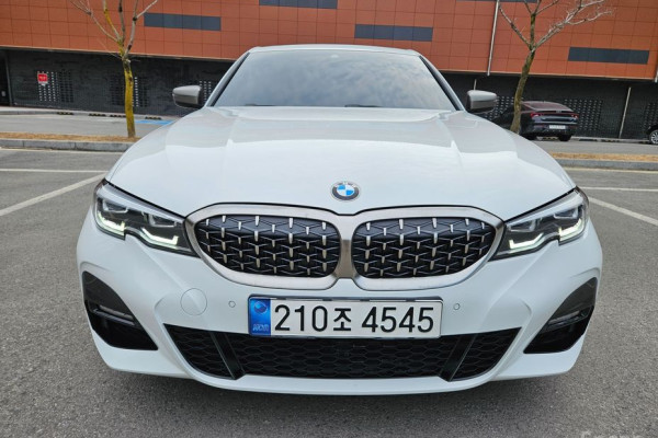 2022 BMW 3 серии с пробегом 43 905 км