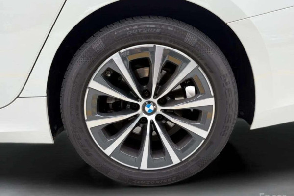 2023 BMW 3 серии с пробегом 31 078 км