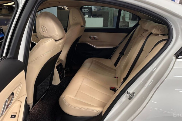 2022 BMW 3 серии с пробегом 76 391 км