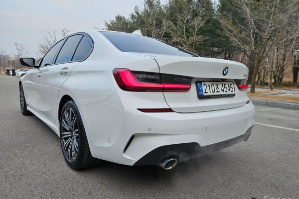 2022 BMW 3 серии с пробегом 43 905 км