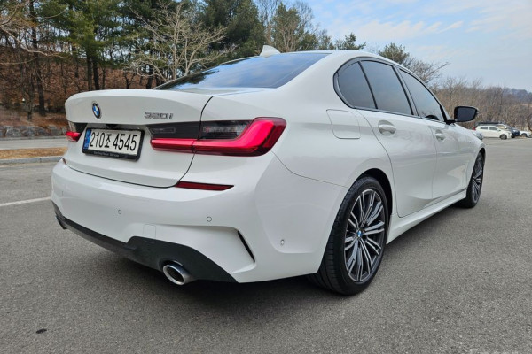 2022 BMW 3 серии с пробегом 43 905 км