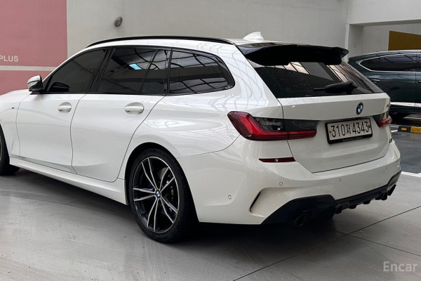 2022 BMW 3 серии с пробегом 32 000 км