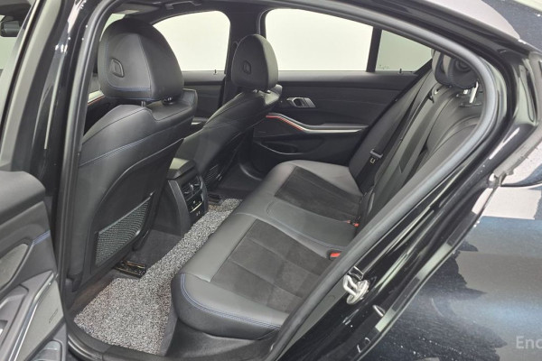 2021 BMW 3 серии с пробегом 23 200 км