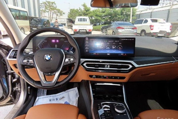 2023 BMW 3 серии с пробегом 34 100 км