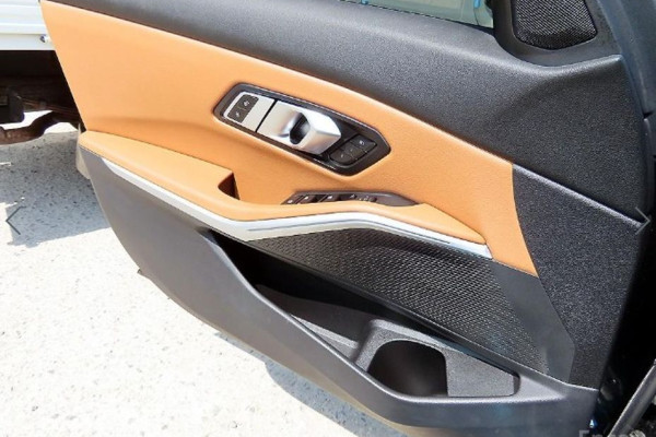 2023 BMW 3 серии с пробегом 34 100 км