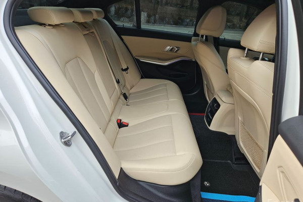 2022 BMW 3 серии с пробегом 43 905 км