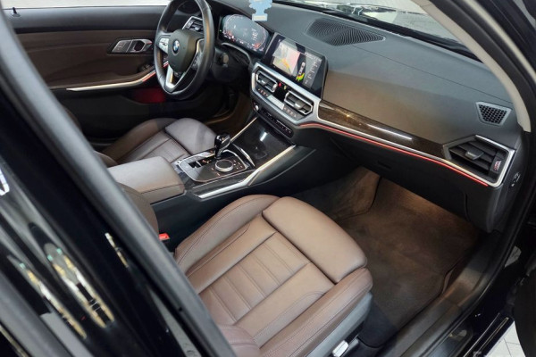 2022 BMW 3 серии с пробегом 27 600 км