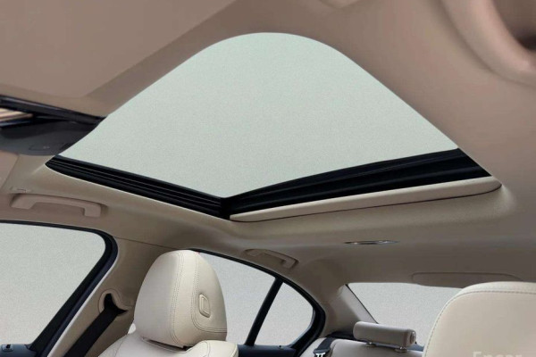 2023 BMW 3 серии с пробегом 31 078 км