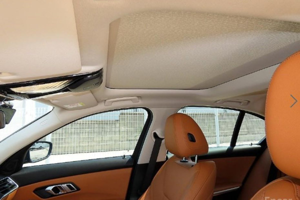 2023 BMW 3 серии с пробегом 34 100 км