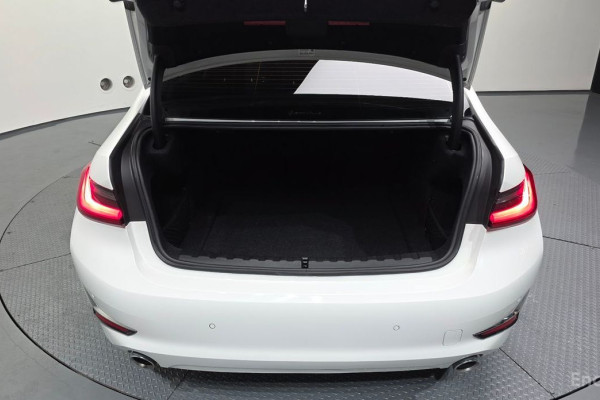 2021 BMW 3 серии с пробегом 54 473 км