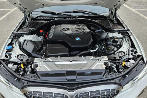 2022 BMW 3 серии с пробегом 43 905 км