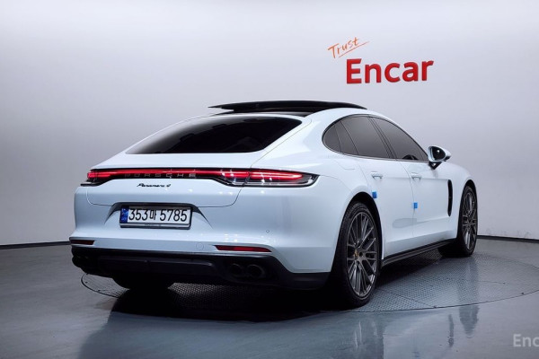 2023 Porsche Panamera с пробегом 34 361 км