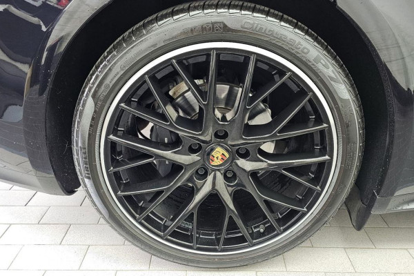 2023 Porsche Panamera с пробегом 26 392 км