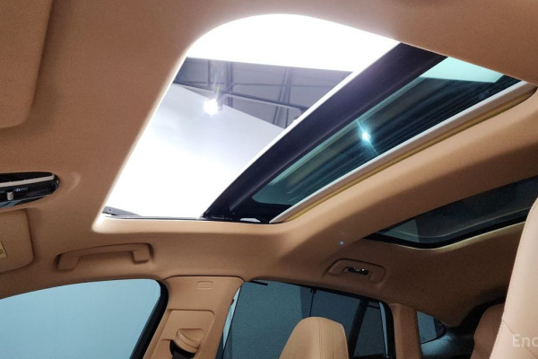 2023 Porsche Panamera с пробегом 34 361 км